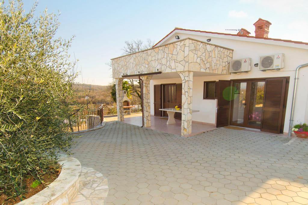 Villa Lara Karojba Phòng bức ảnh
